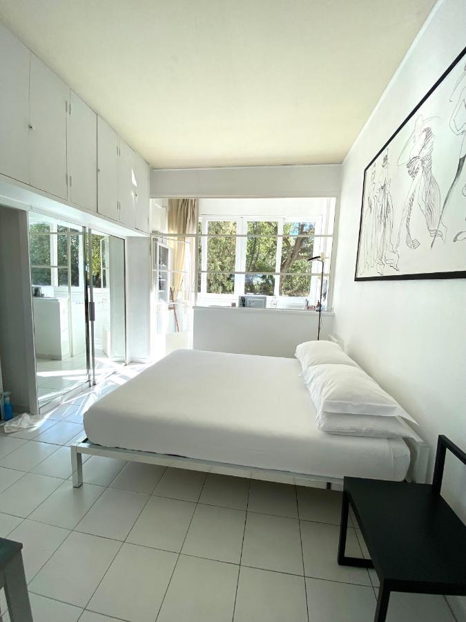 Apartment Elegant Et Parking Dans Batiment Historique