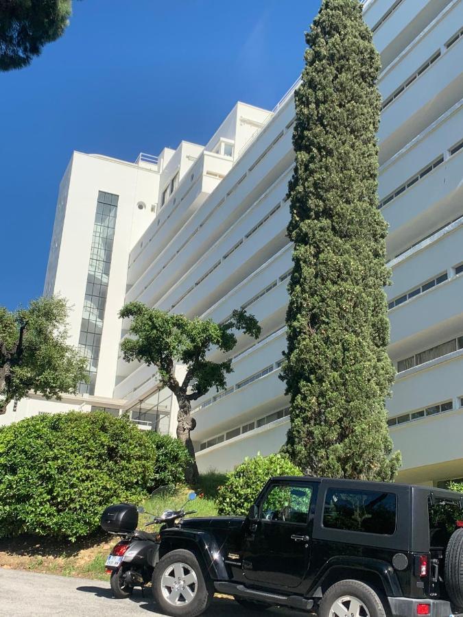 Apartment Elegant Et Parking Dans Batiment Historique *